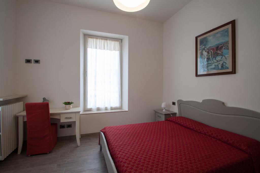 Palazzo Di Primavera Guest House Caprino Veronese Chambre photo